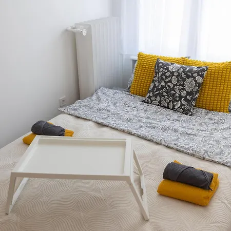 Location At Deak Sqr Appartement Boedapest