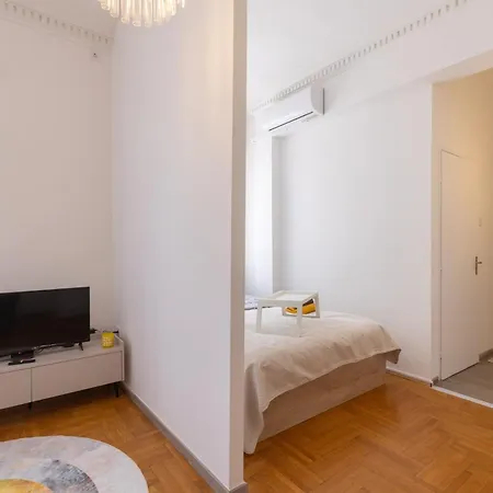 Location At Deák Sqr Budapest