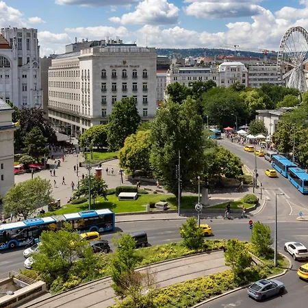 Location At Deák Sqr Appartamento *