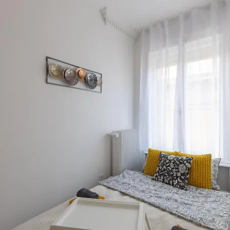 Location At Deák Sqr * Budapest