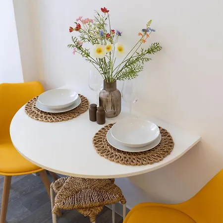 Location At Deák Sqr