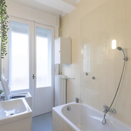 Location At Deák Sqr Appartamento Budapest