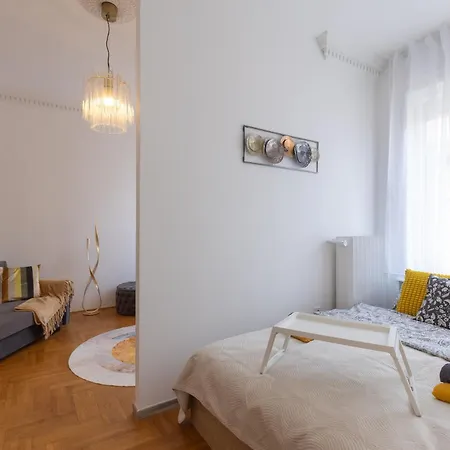 Location At Deák Sqr Budapest